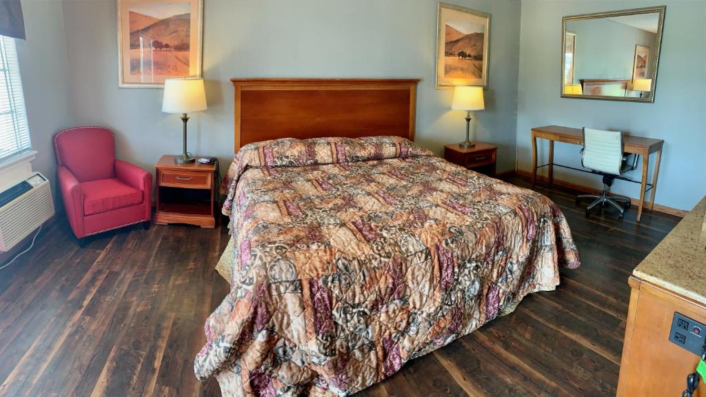 HiWay Inn Express - image 6