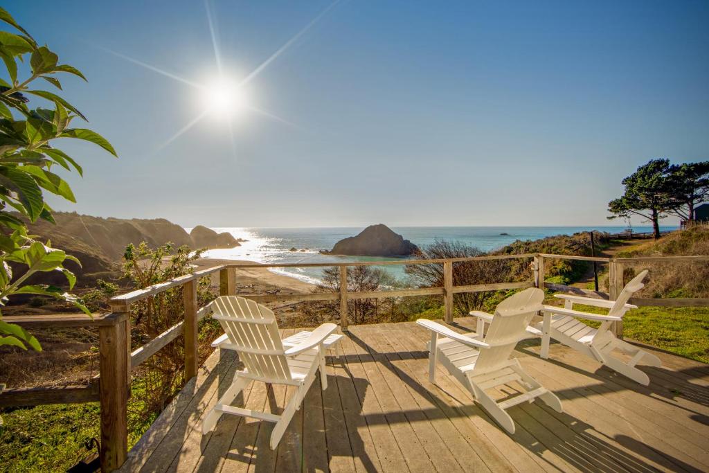 Greenwood Beach Cottage - main image