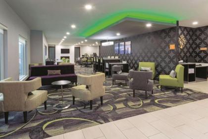 La Quinta by Wyndham Elkhart - image 2