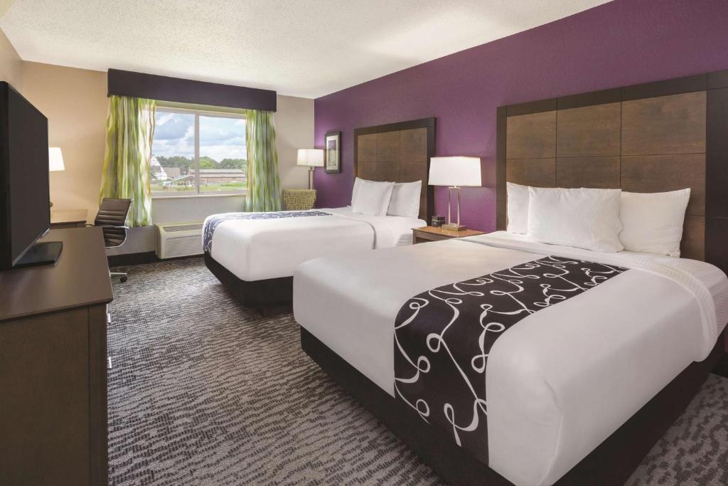 La Quinta by Wyndham Elkhart - image 6