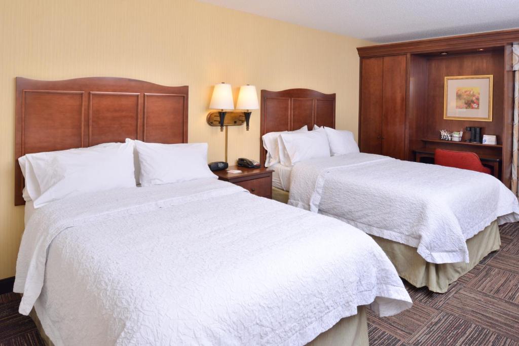 Hampton Inn Elkhart - image 5