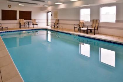Hampton Inn Elkhart - image 7