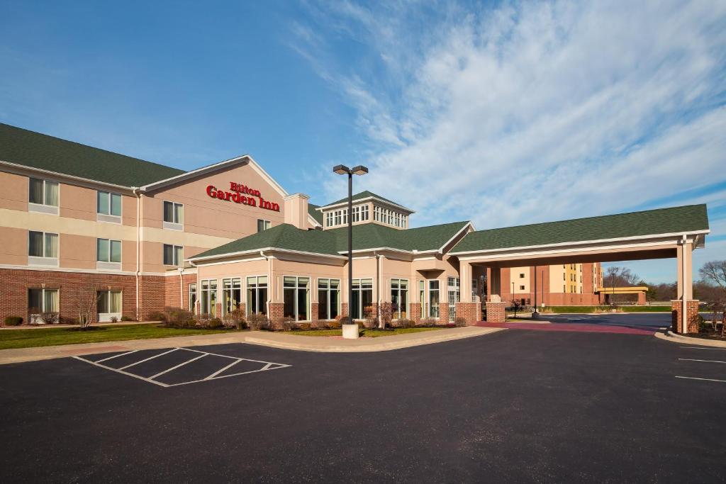 Hilton Garden Inn Elkhart - main image