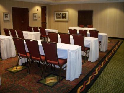Hilton Garden Inn Elkhart - image 8