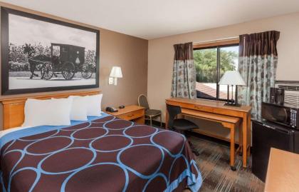 Super 8 by Wyndham Elkhart - image 7