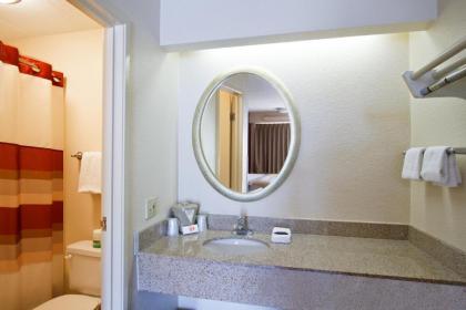 Red Roof Inn Elkhart - image 2