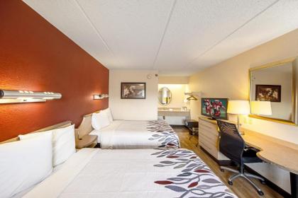 Red Roof Inn Elkhart - image 4
