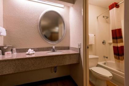 Red Roof Inn Elkhart - image 6