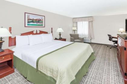 Baymont by Wyndham Elkhart - image 3