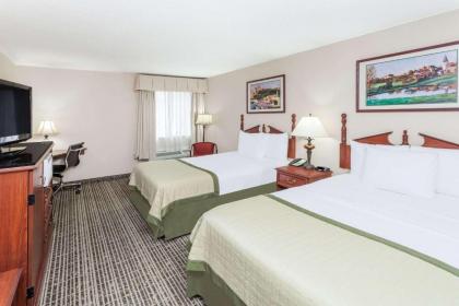 Baymont by Wyndham Elkhart - image 9