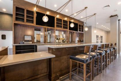 Four Points by Sheraton Elkhart - image 14