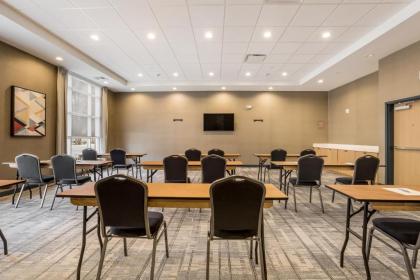Four Points by Sheraton Elkhart - image 6