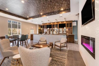Four Points by Sheraton Elkhart - image 7