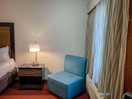 Motel 6 Elkhart - image 11