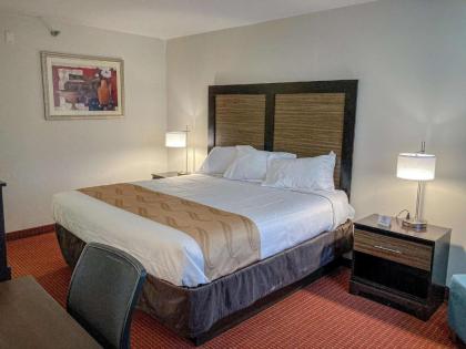 Motel 6 Elkhart - image 12