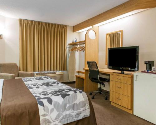 Sleep Inn Elkhart - image 3