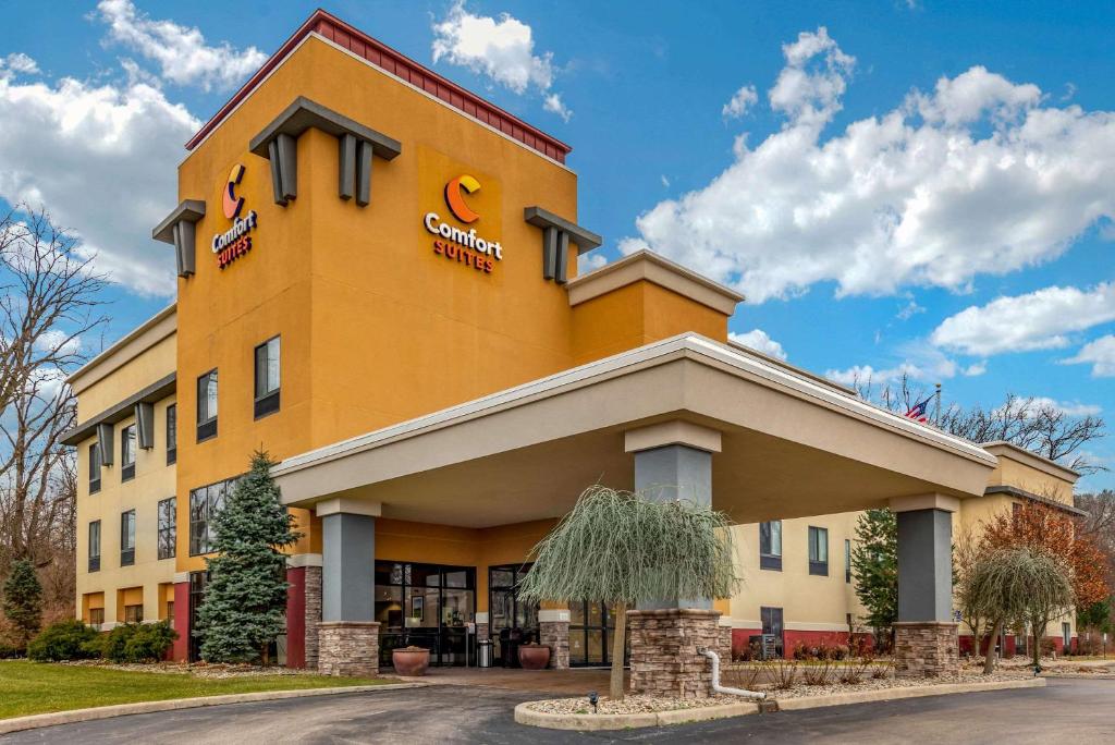 Comfort Suites South Elkhart - main image