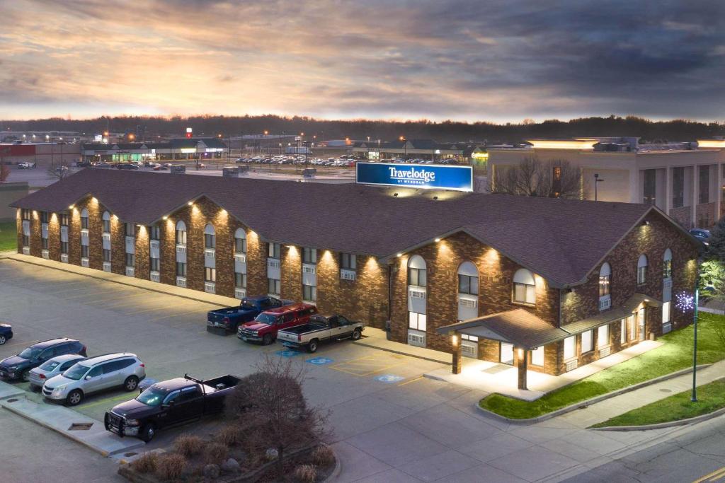 Travelodge by Wyndham Elkhart - main image