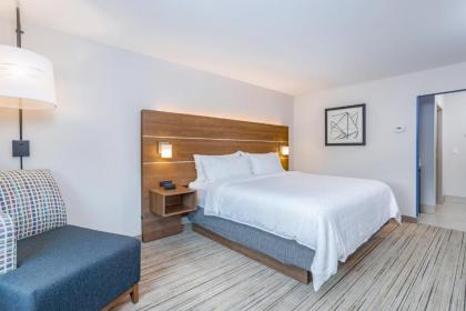 Holiday Inn Express & Suites - Elkhart North an IHG Hotel - image 11