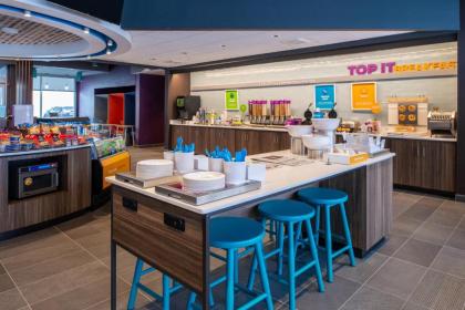 Tru By Hilton Elkhart In - image 3