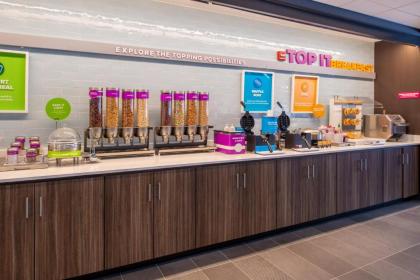 Tru By Hilton Elkhart In - image 9