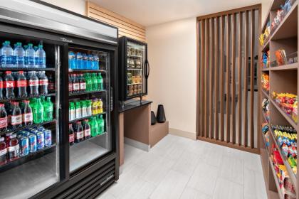 Holiday Inn Express & Suites - Elkhorn - Lake Geneva Area an IHG Hotel - image 15