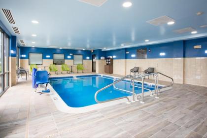 Hampton Inn Elkins - image 14