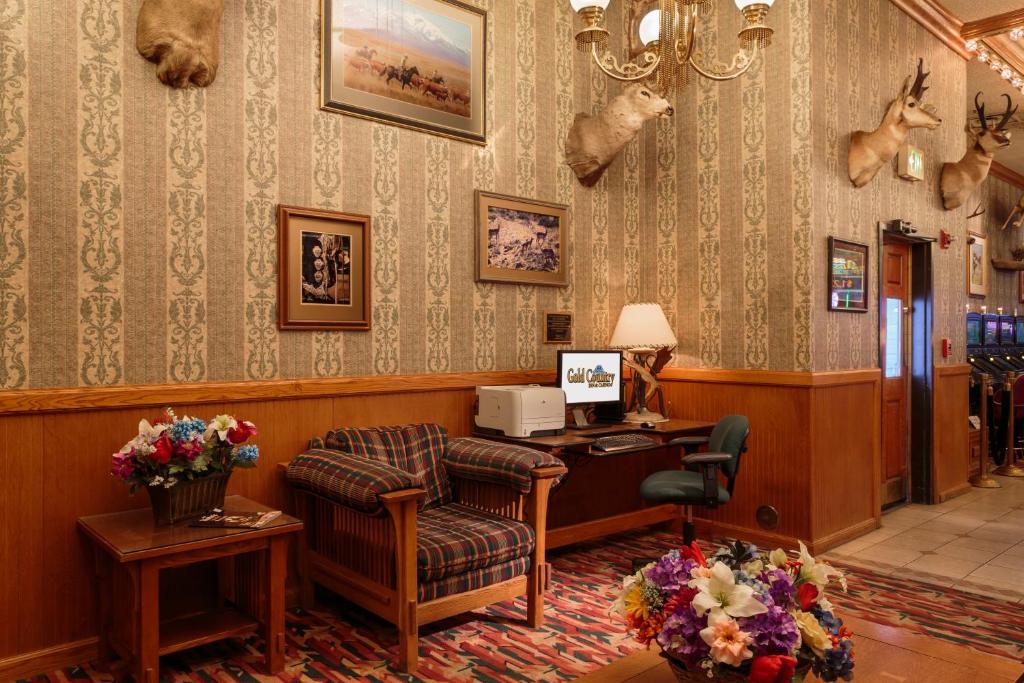 Americas Best Value Gold Country Inn & Casino - image 7