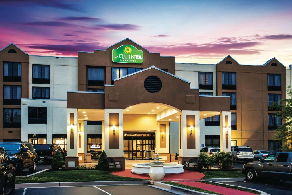 La Quinta by Wyndham Newark - Elkton - main image