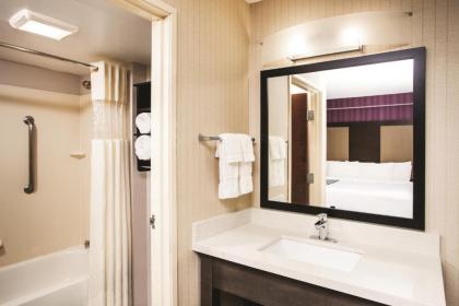 La Quinta by Wyndham Newark - Elkton - image 2