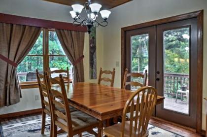 Grand Ellijay Cabin with Mountain Views and Pool Table! - image 4
