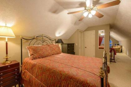 Serenity Lodge and Stable by Escape to Blue Ridge - image 8