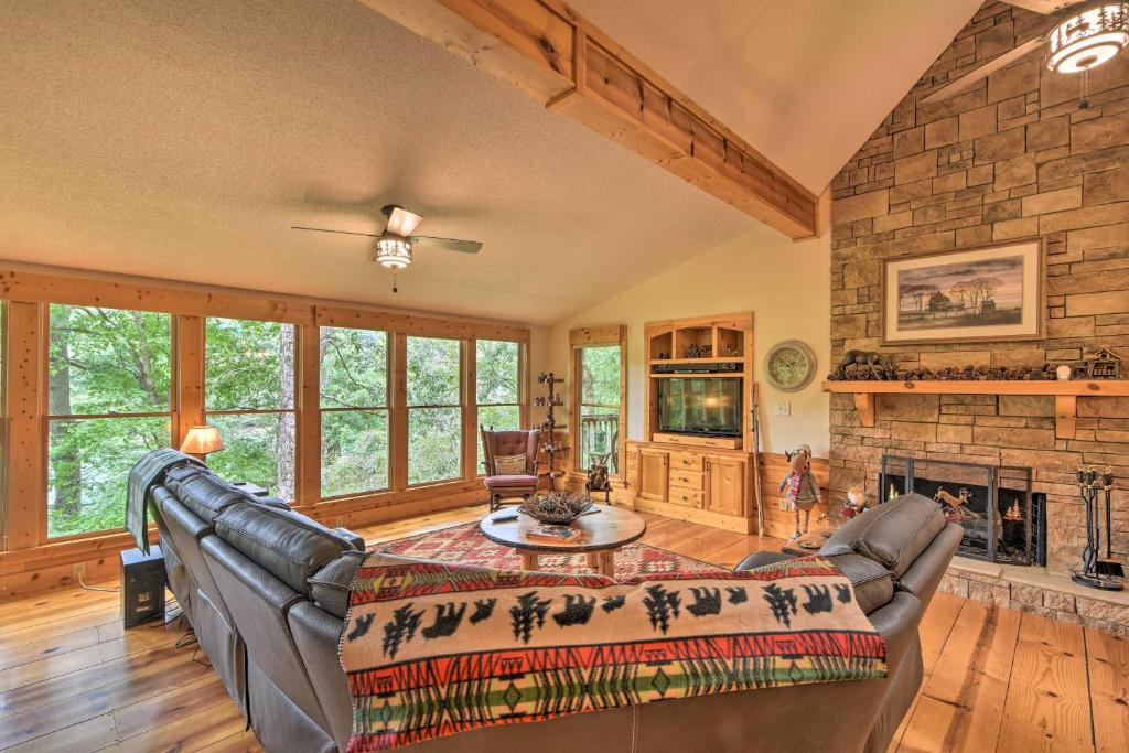 Spacious Riverfront Retreat with Deck and Hot Tub - image 4