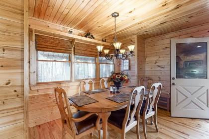 Bearfoot Lodge - image 13
