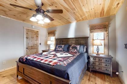 Bearfoot Lodge - image 15