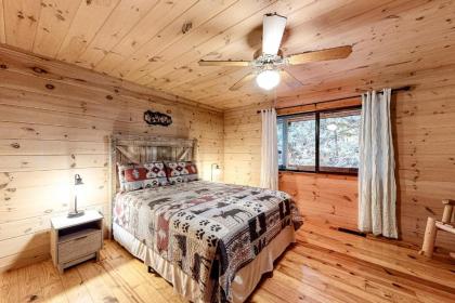 Woodglen Hideaway - image 13