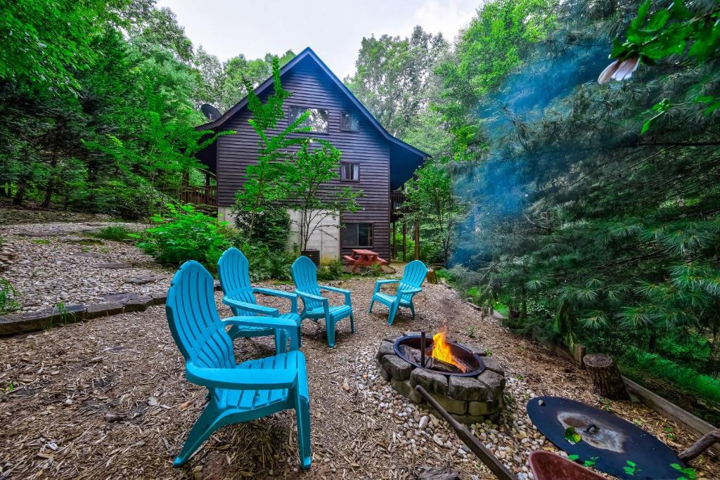 Woodglen Hideaway - image 3