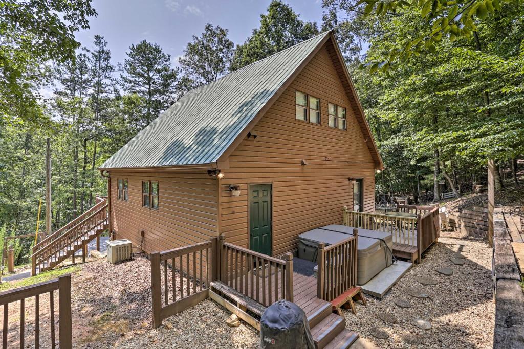 Ellijay Resort Cabin with Fire Pit and Hot Tub! - image 2
