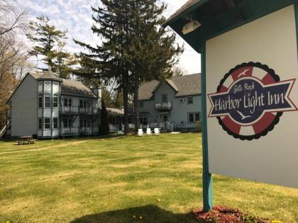 The Harbor Light Inn - image 11