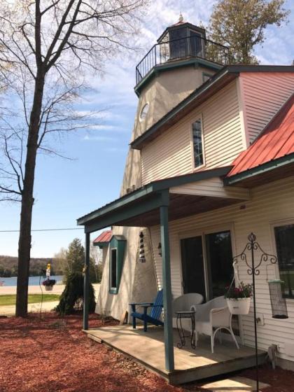 The Harbor Light Inn - image 8