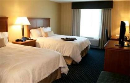 Hampton Inn Ellsworth - image 5