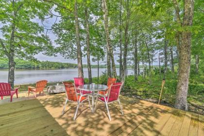 Cute Waterfront Cabin Explore Coastal Maine!