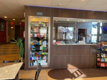 Red Carpet Inn Elmwood - image 21
