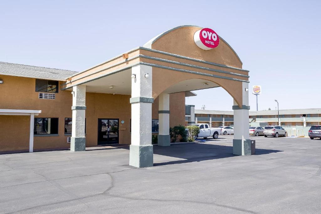 OYO Hotel Eloy Casa Grande near I-10 - image 4