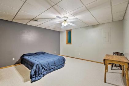Elwood Townhome with Patio 7 Mi to Johnson Lake - image 12