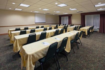 Country Inn & Suites by Radisson Elyria OH - image 13