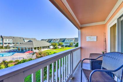 Oceanfront Emerald Isle Condo Walk to Beach!