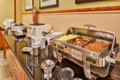 Hampton Inn Emporia - image 4