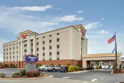 Hampton Inn Emporia - image 5
