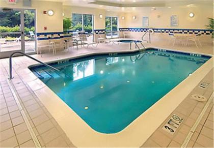Fairfield Inn and Suites by Marriott Emporia I-95 - image 5